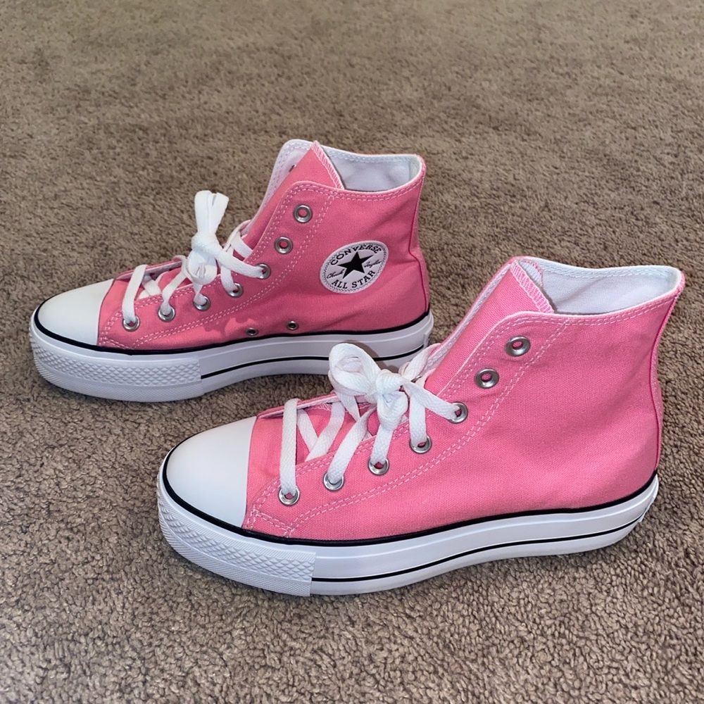 pink platform converse